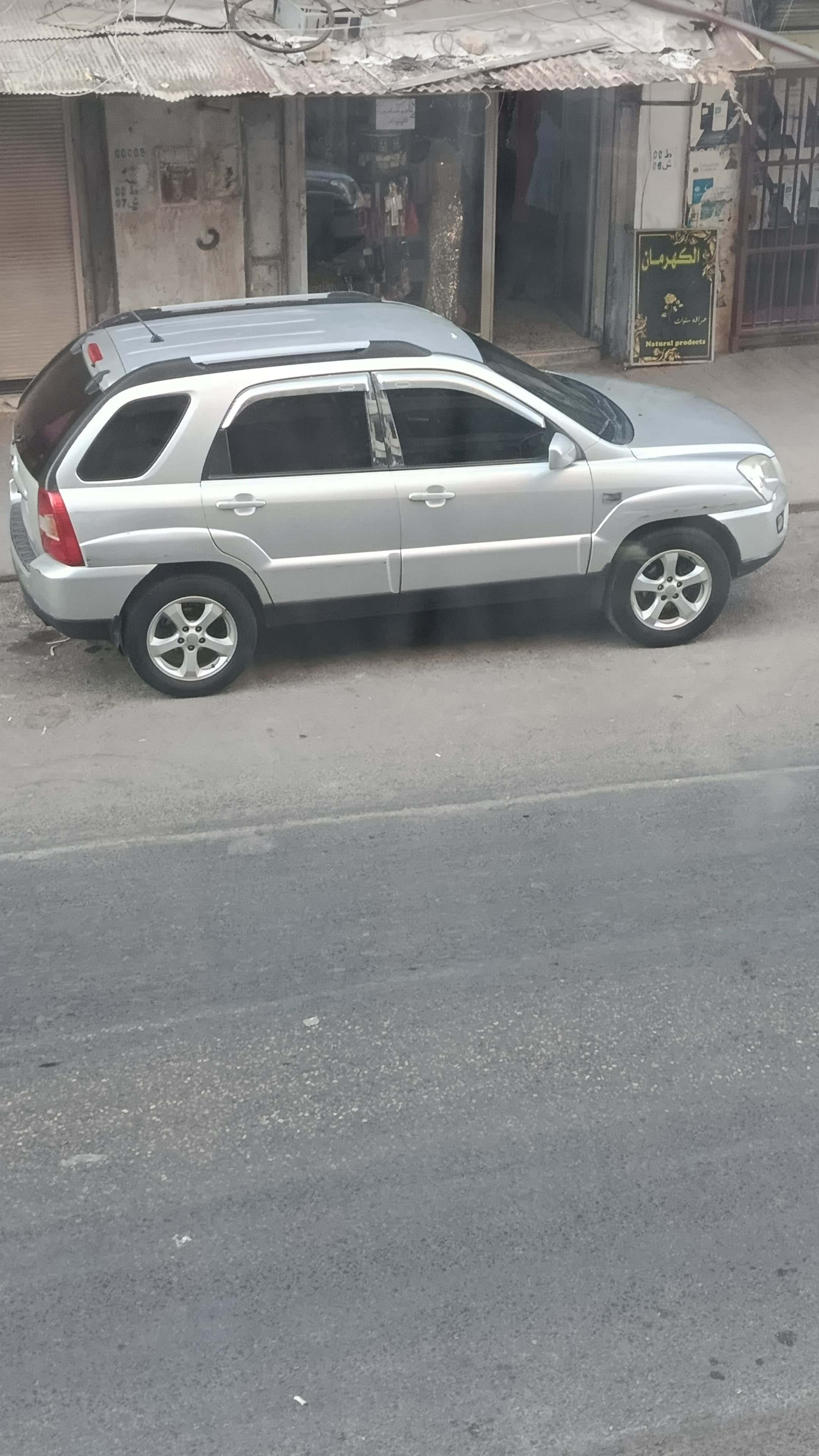 سيارة السيارات للبيع بسعر مغري